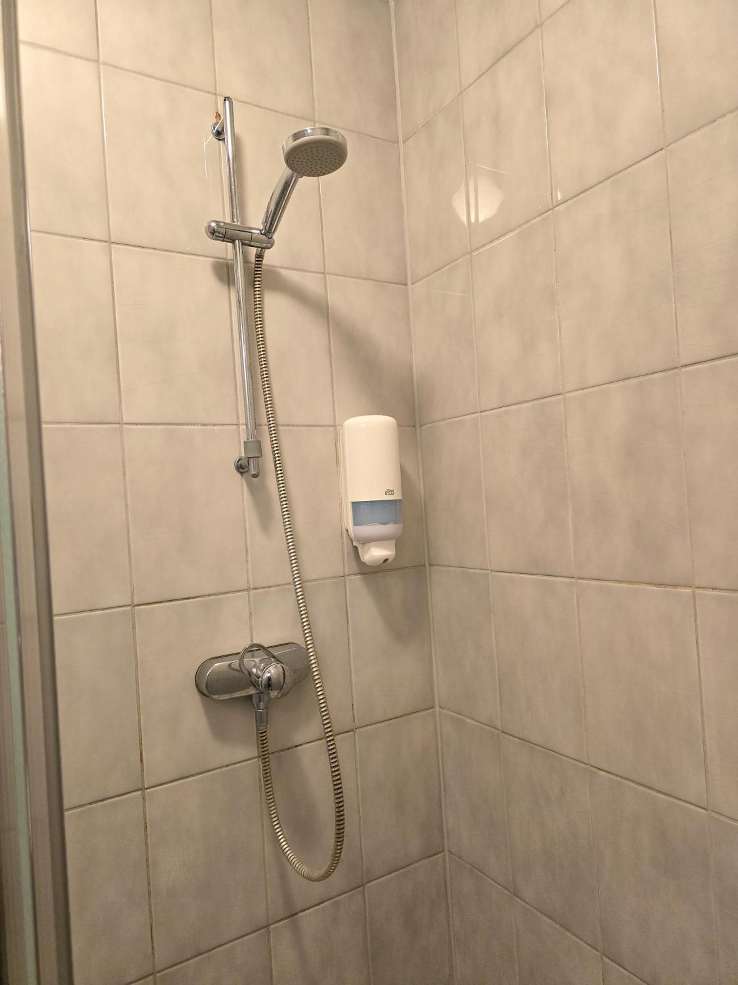 Nature Shelter Hotel Asljunga Экстерьер фото