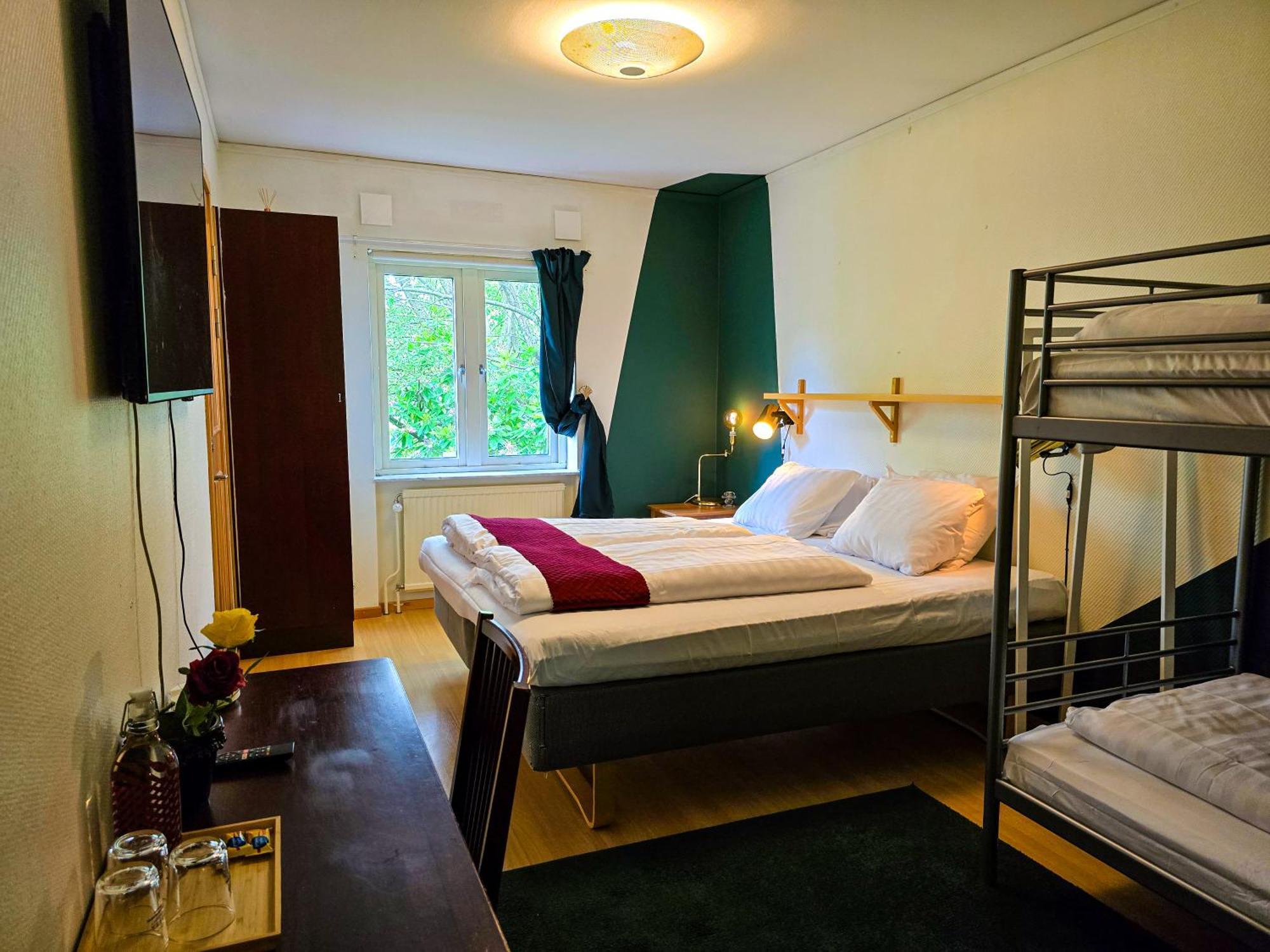 Nature Shelter Hotel Asljunga Экстерьер фото