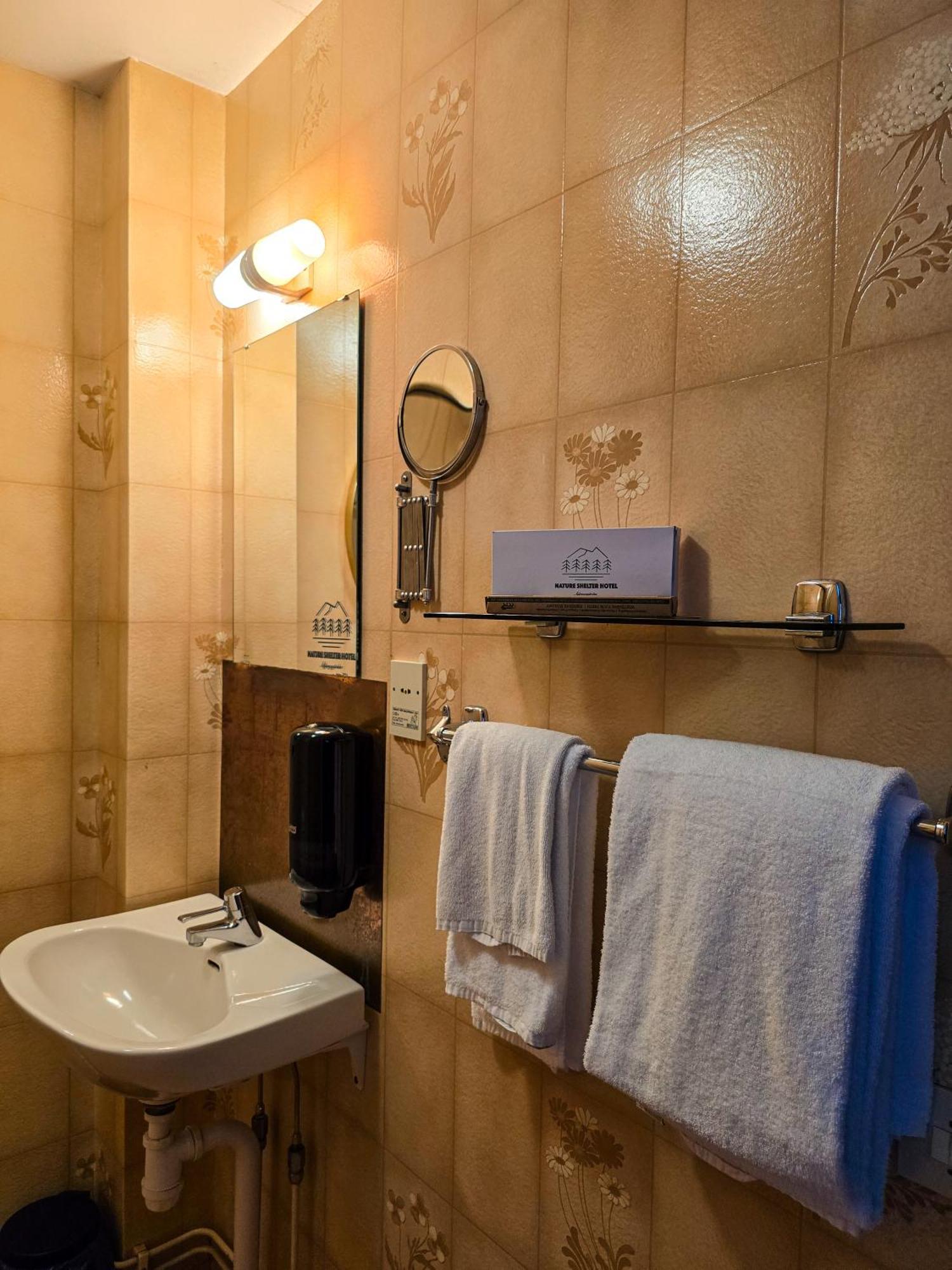 Nature Shelter Hotel Asljunga Экстерьер фото