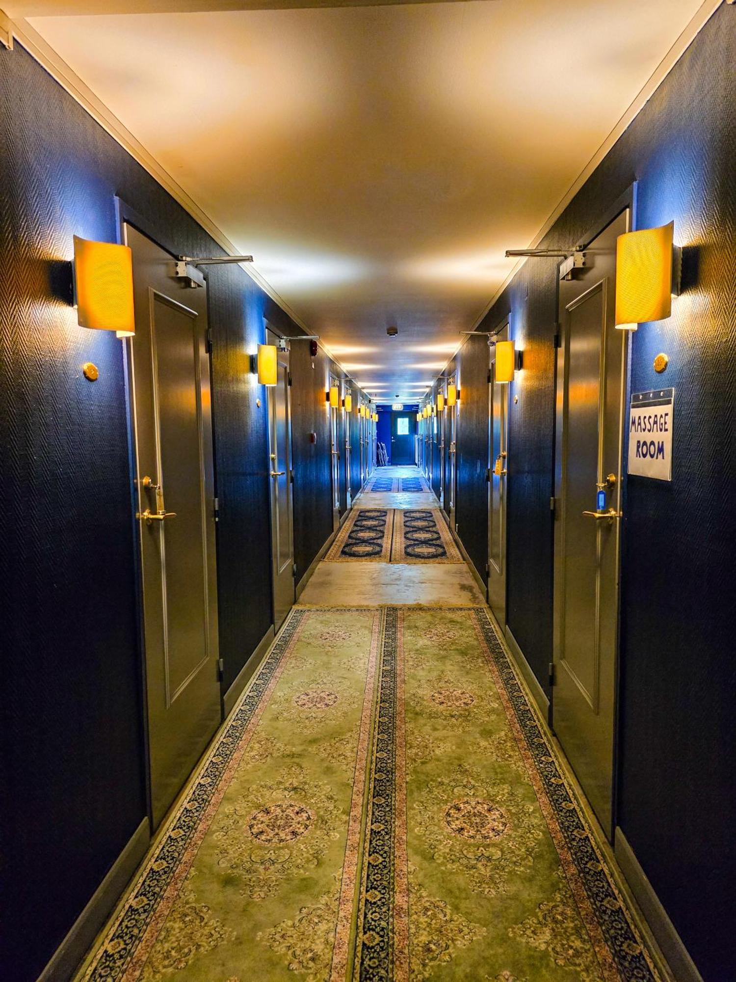 Nature Shelter Hotel Asljunga Экстерьер фото